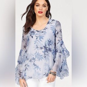 Plus Class v neck bell ling sleeves frint buttons